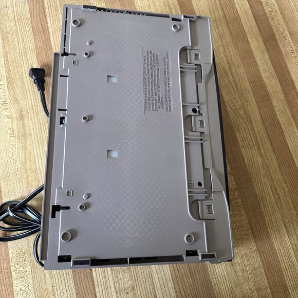 RCA VR546 VR637 VR637HF VCR 4-Head Mono VHS Tape Player AccuSearch No Remote - Picture 8 of 13